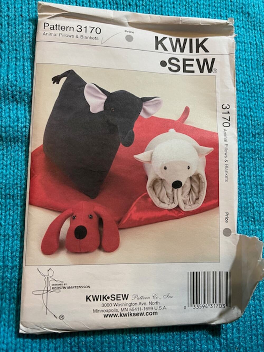 Kwik sew 3170 Animal pillows & blankets pattern